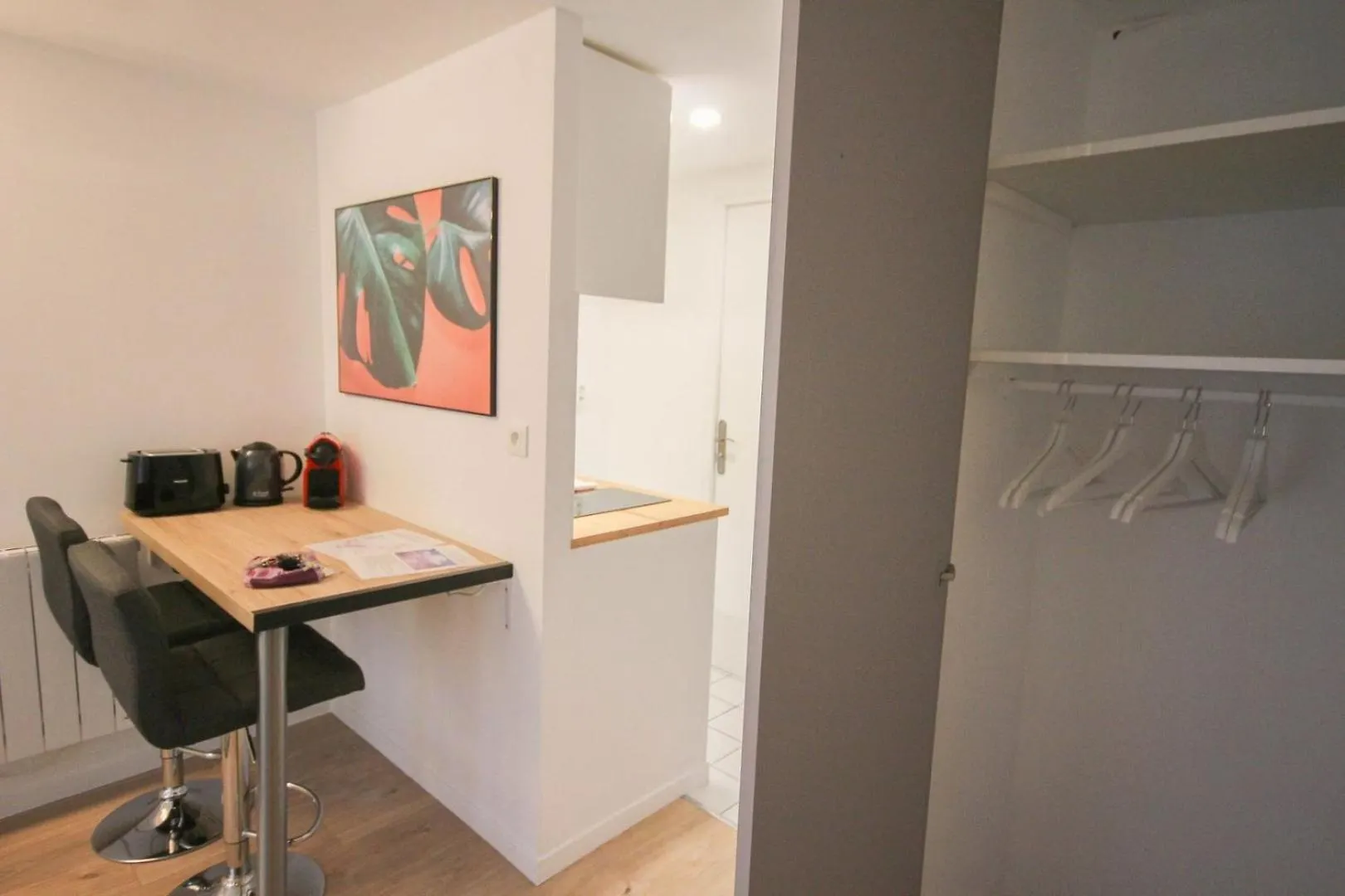 Lille Grand Place Studio Center France
